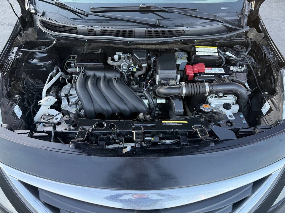 2019 Nissan Versa - Image 15 of 17
