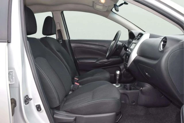 2019 Nissan Versa - Image 13 of 21