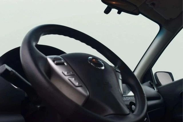 2019 Nissan Versa - Image 10 of 21