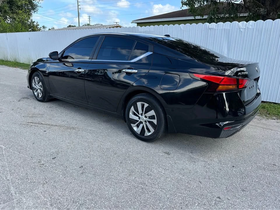 2019 Nissan Altima 6th Gen - Image 2 of 14
