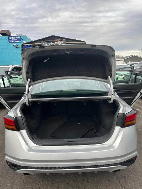 2019 Nissan Altima 6th Gen - Image 13 of 19