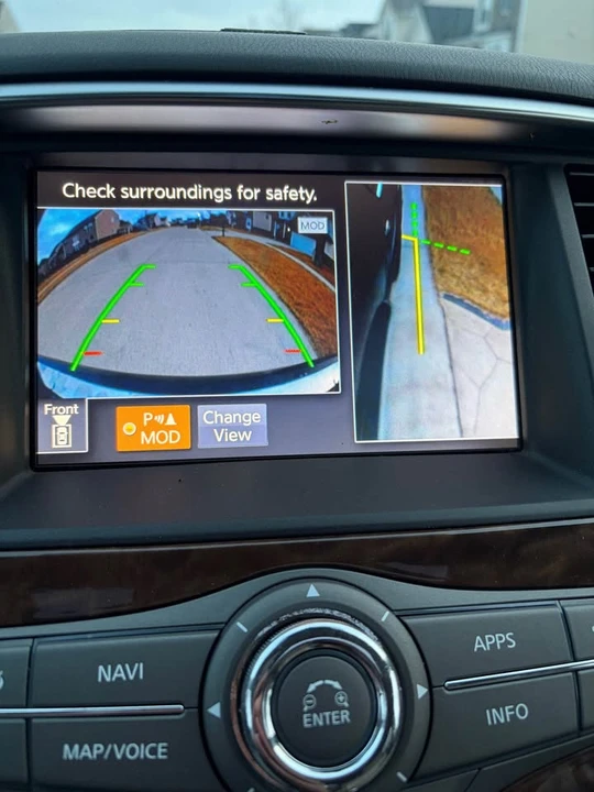 2019 Nissan Armada - Image 10 of 10