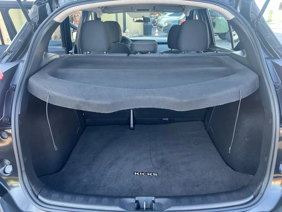 2019 Nissan Kicks - Image 12 of 13