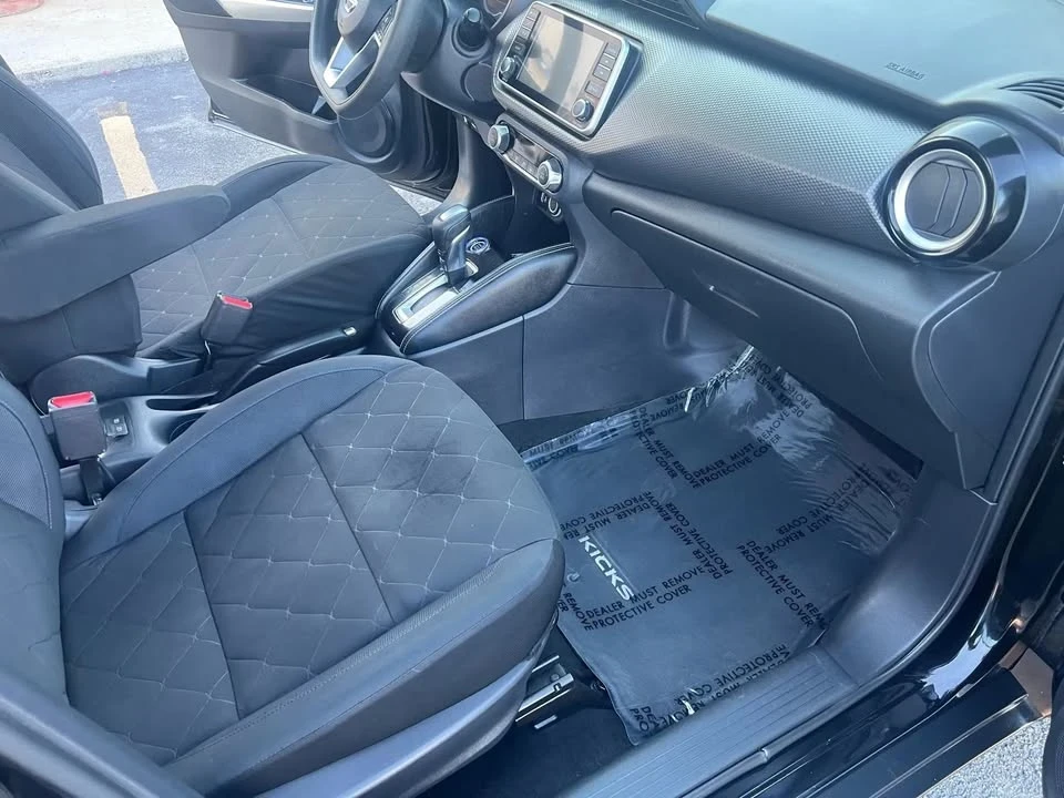 2019 Nissan Kicks - Image 9 of 13