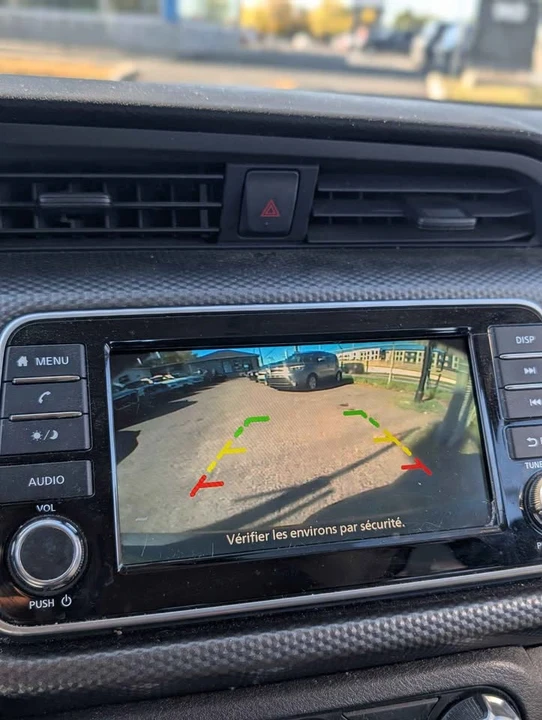 2019 Nissan Kicks - Image 17 of 18