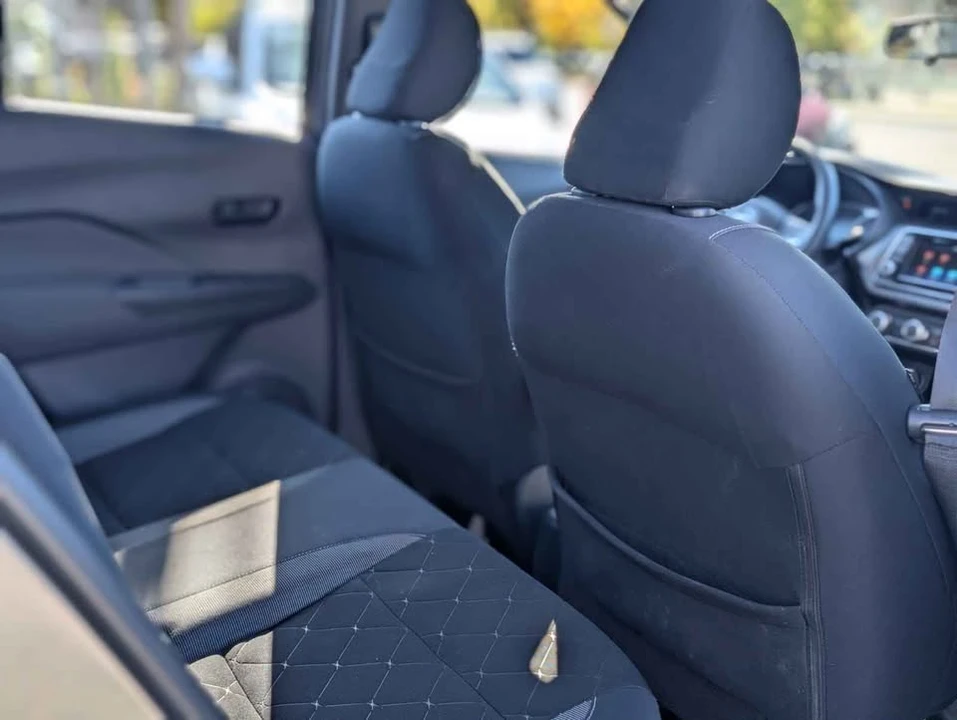 2019 Nissan Kicks - Image 10 of 18