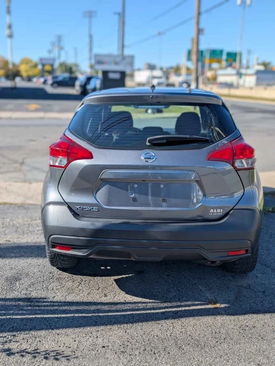 2019 Nissan Kicks - Image 6 of 18