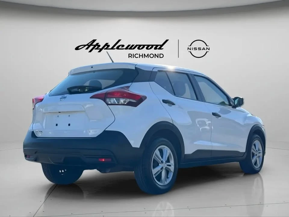 2019 Nissan Kicks - Image 6 of 17