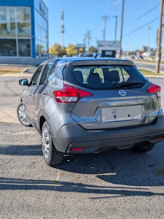 2019 Nissan Kicks - Image 5 of 18