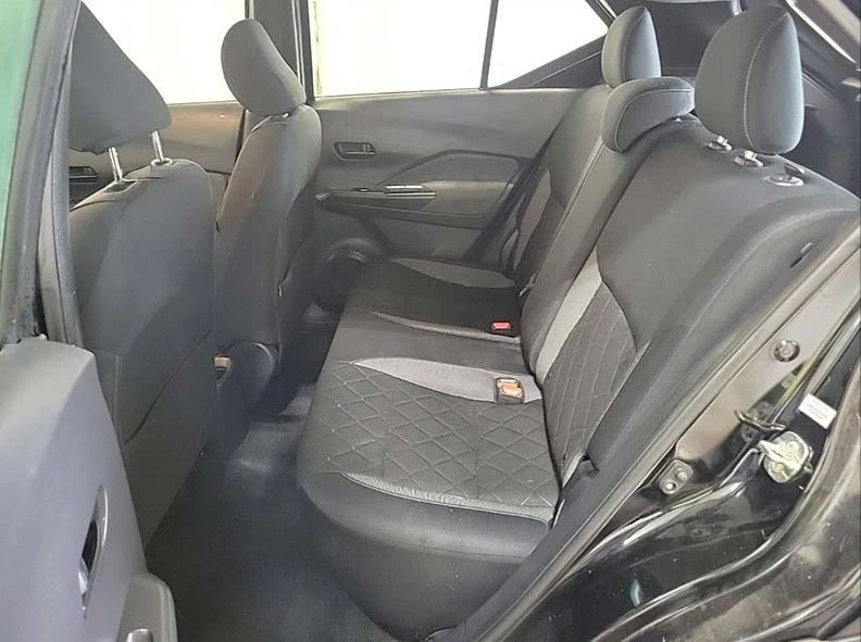 2019 Nissan Kicks - Image 9 of 10