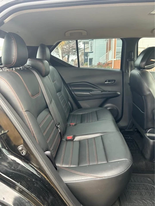 2019 Nissan Kicks - Image 11 of 19