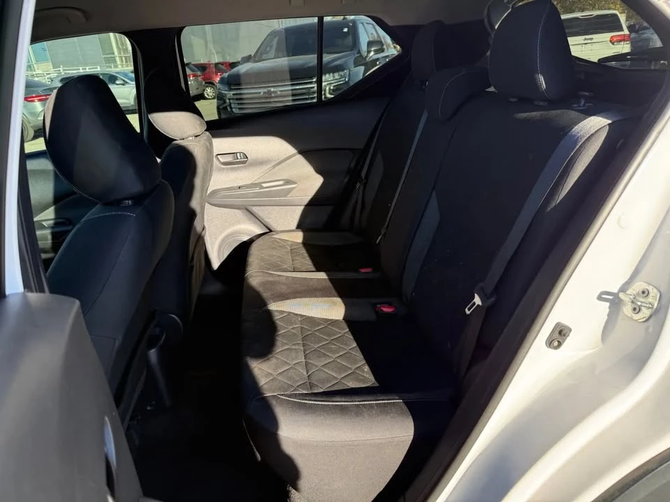 2019 Nissan Kicks - Image 8 of 15