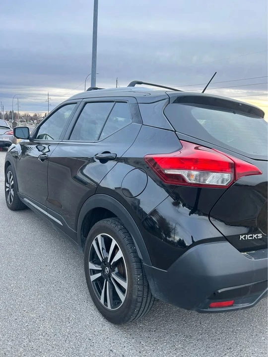 2019 Nissan Kicks - Image 11 of 13