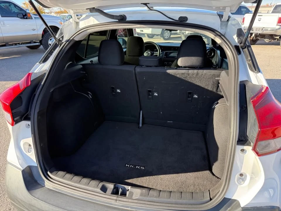 2019 Nissan Kicks - Image 7 of 15