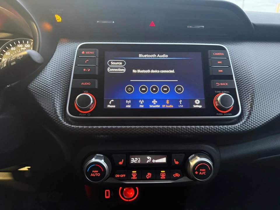 2019 Nissan Kicks - Image 12 of 16