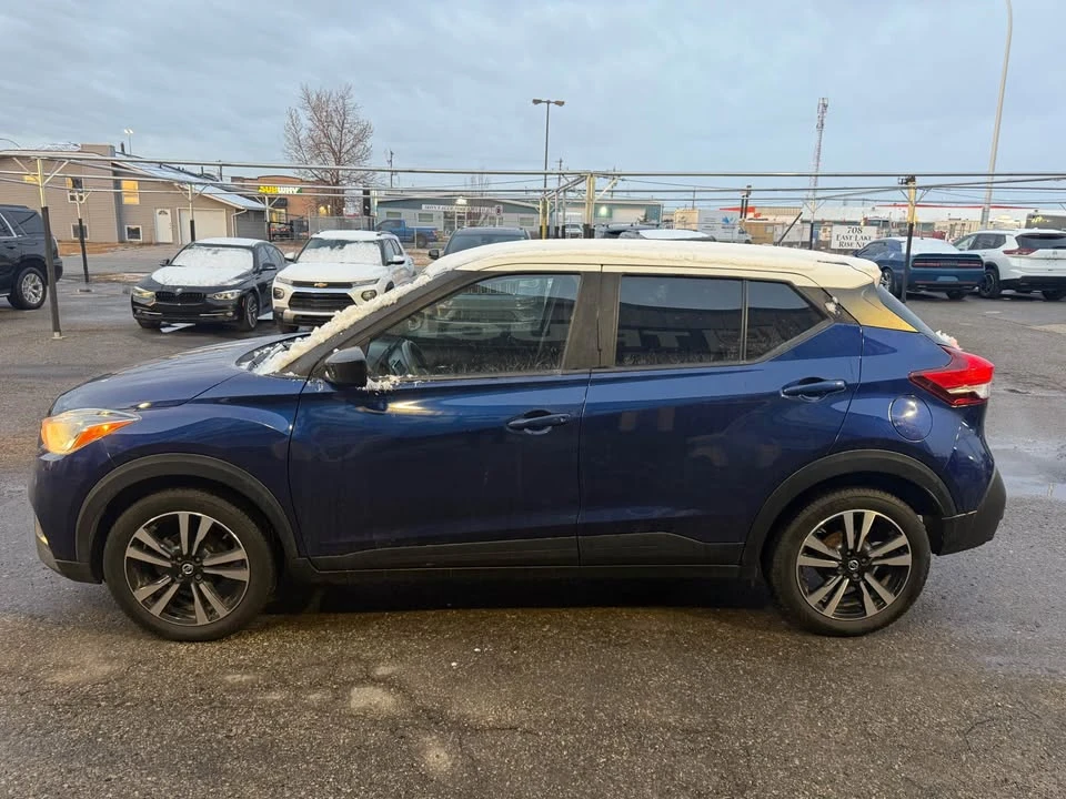 2019 Nissan Kicks - Image 2 of 16