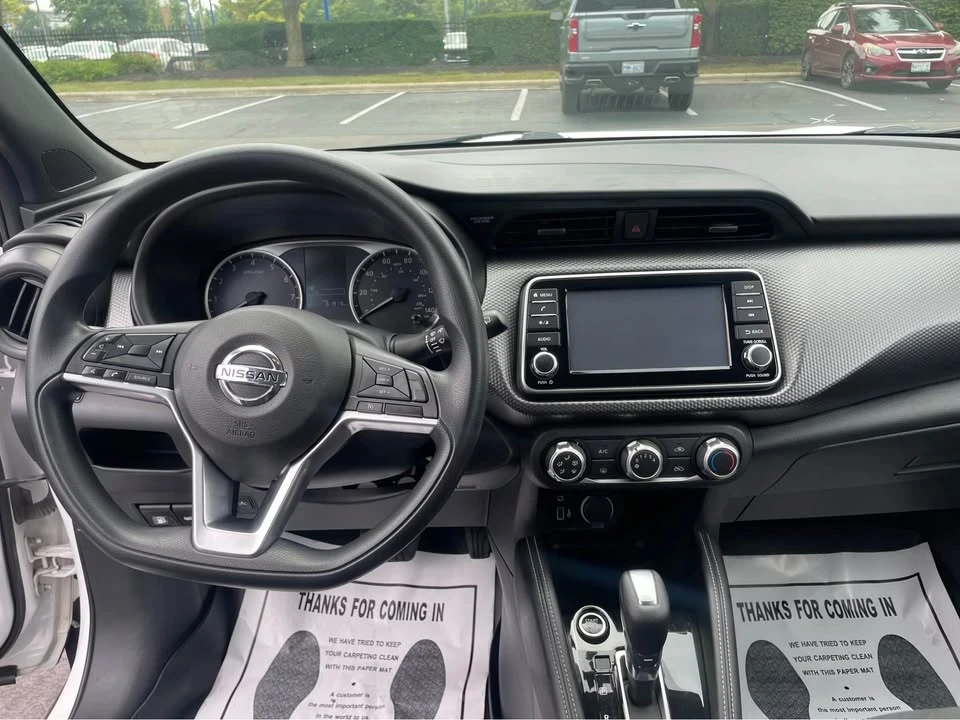 2019 Nissan Kicks - Image 11 of 18