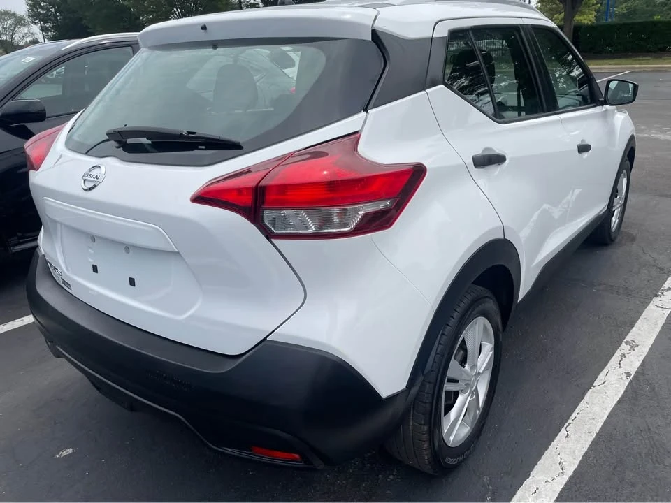 2019 Nissan Kicks - Image 18 of 18