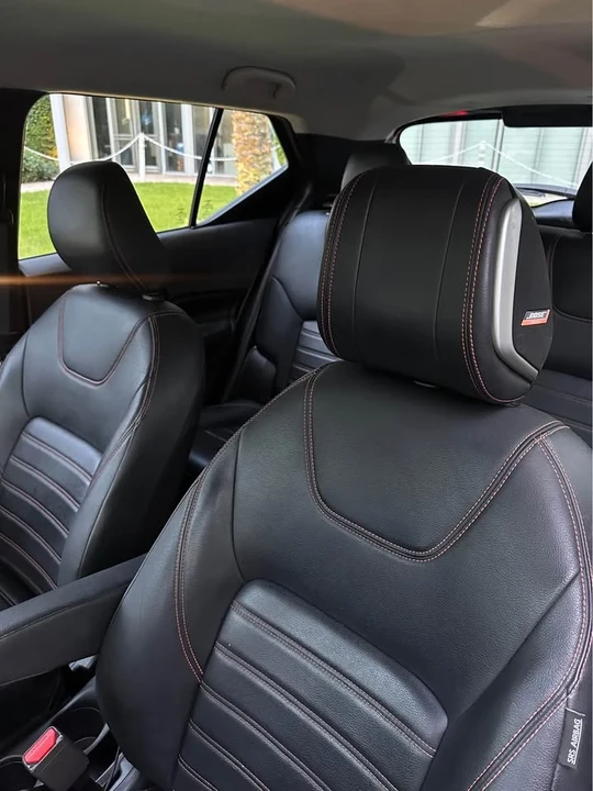 2019 Nissan Kicks - Image 4 of 7
