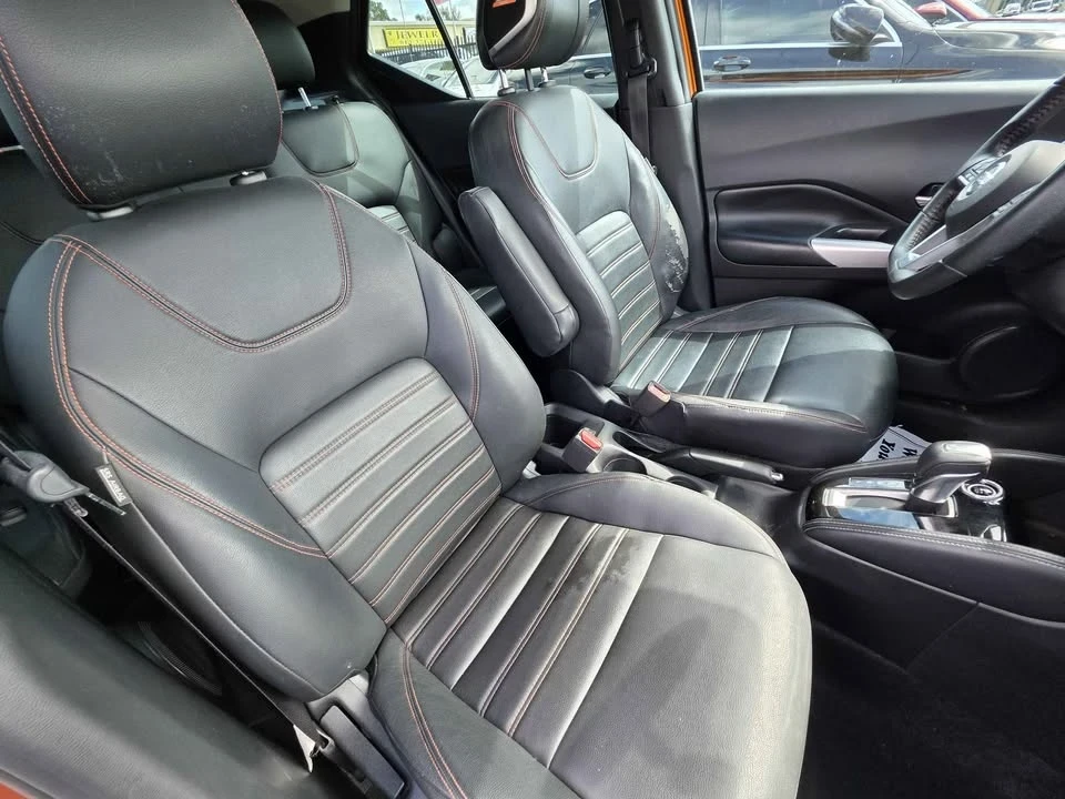 2019 Nissan Kicks - Image 9 of 19