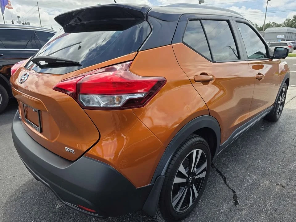 2019 Nissan Kicks - Image 6 of 19