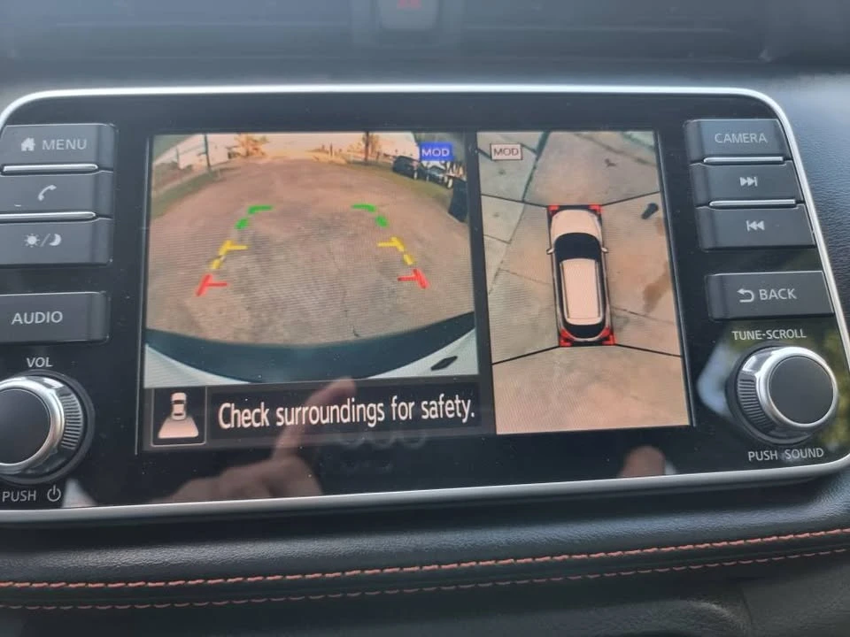 2019 Nissan Kicks - Image 11 of 20