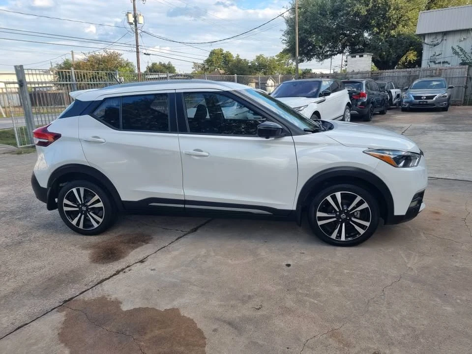 2019 Nissan Kicks - Image 4 of 20