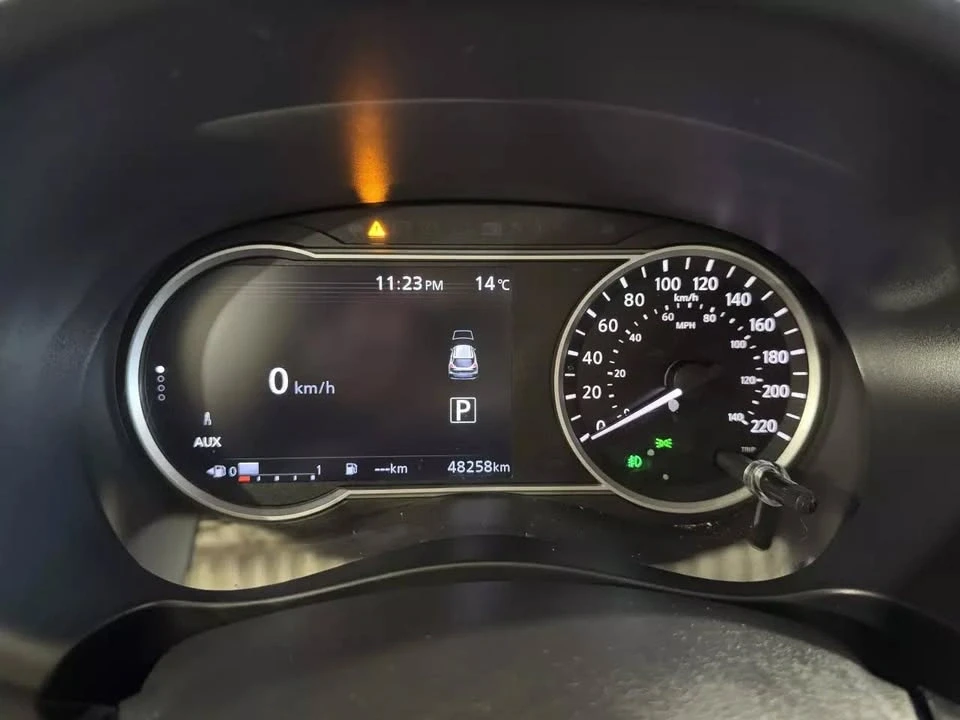 2019 Nissan Kicks - Image 18 of 20