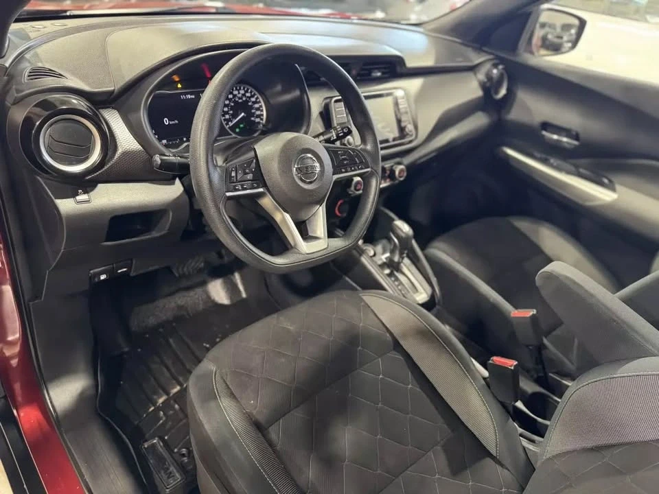 2019 Nissan Kicks - Image 9 of 20