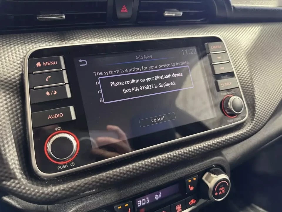 2019 Nissan Kicks - Image 14 of 20