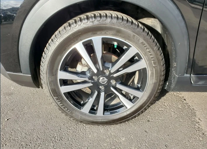 2019 Nissan Kicks - Image 9 of 17