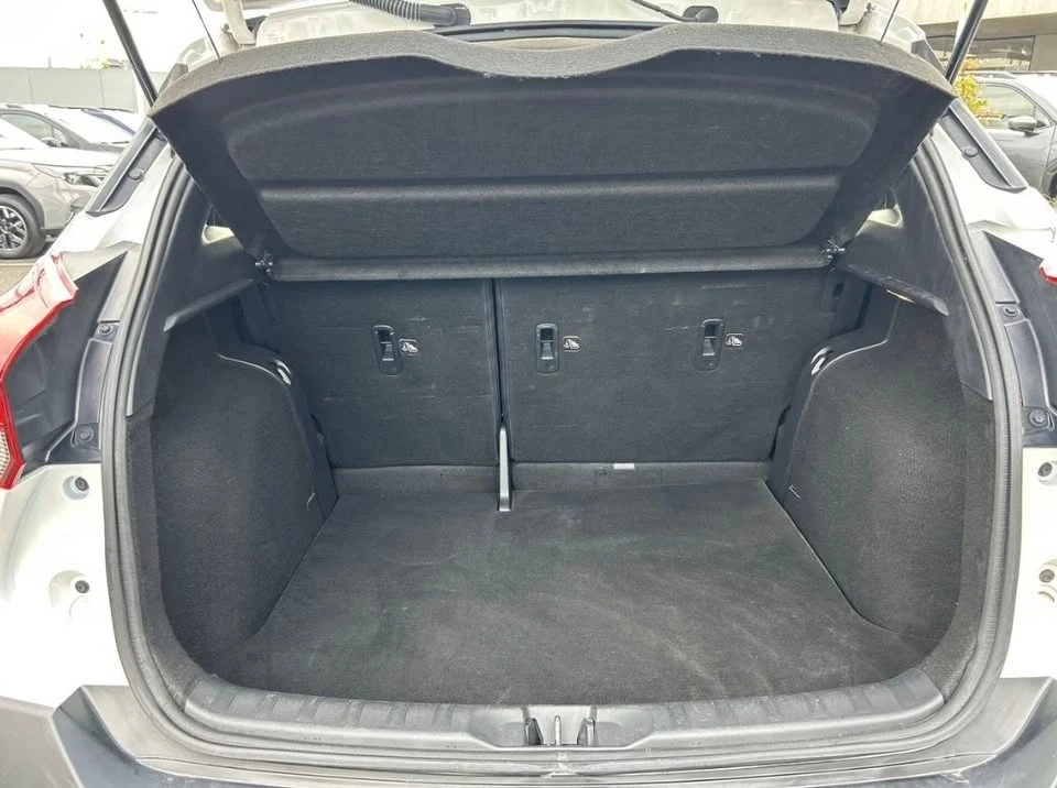 2019 Nissan Kicks - Image 14 of 15