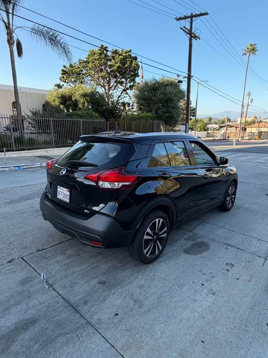 2019 Nissan Kicks - Image 3 of 6