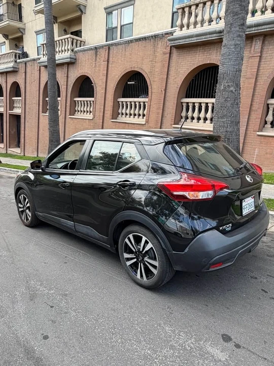 2019 Nissan Kicks - Image 3 of 6
