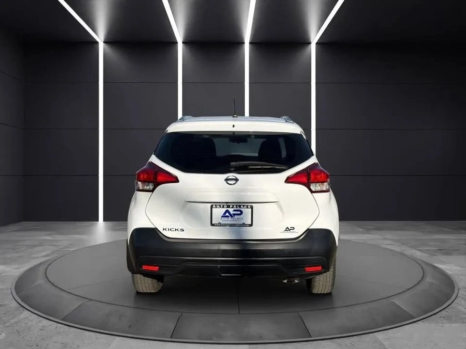2019 Nissan Kicks - Image 4 of 14
