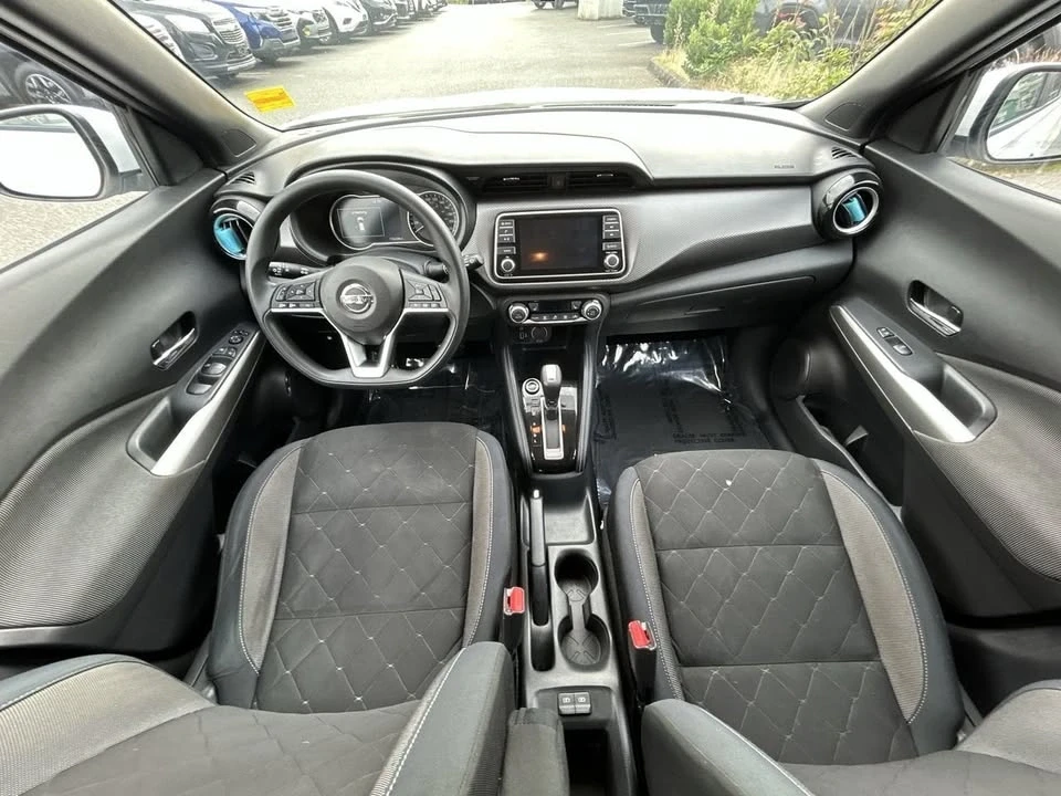 2019 Nissan Kicks - Image 17 of 20