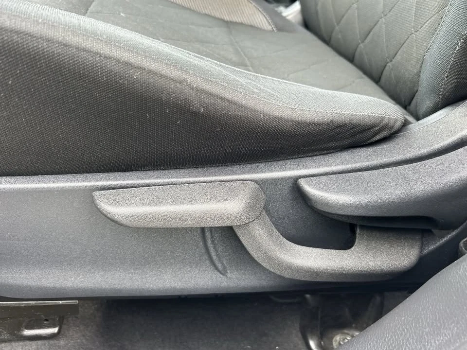 2019 Nissan Kicks - Image 11 of 20