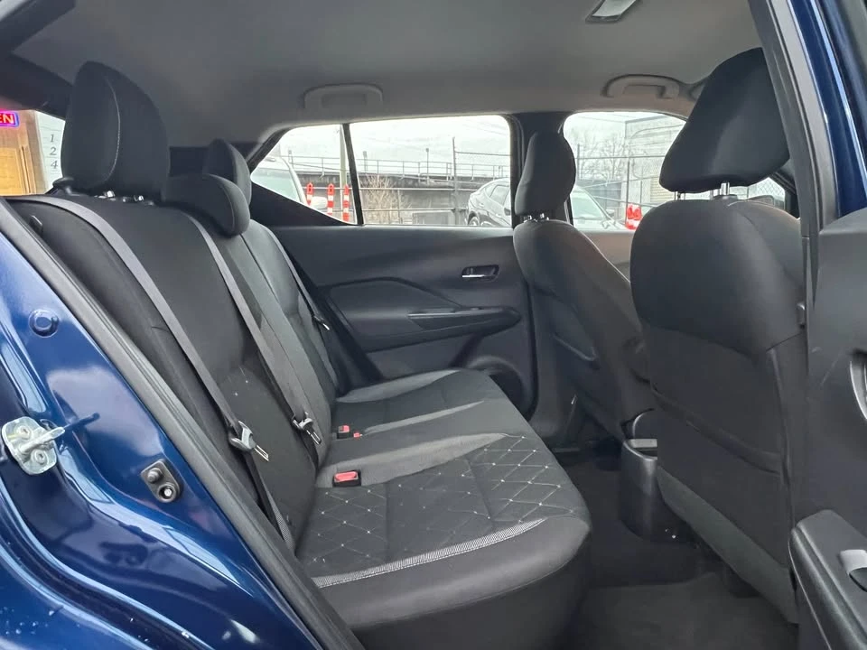 2019 Nissan Kicks - Image 13 of 20