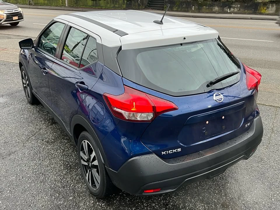 2019 Nissan Kicks - Image 10 of 20