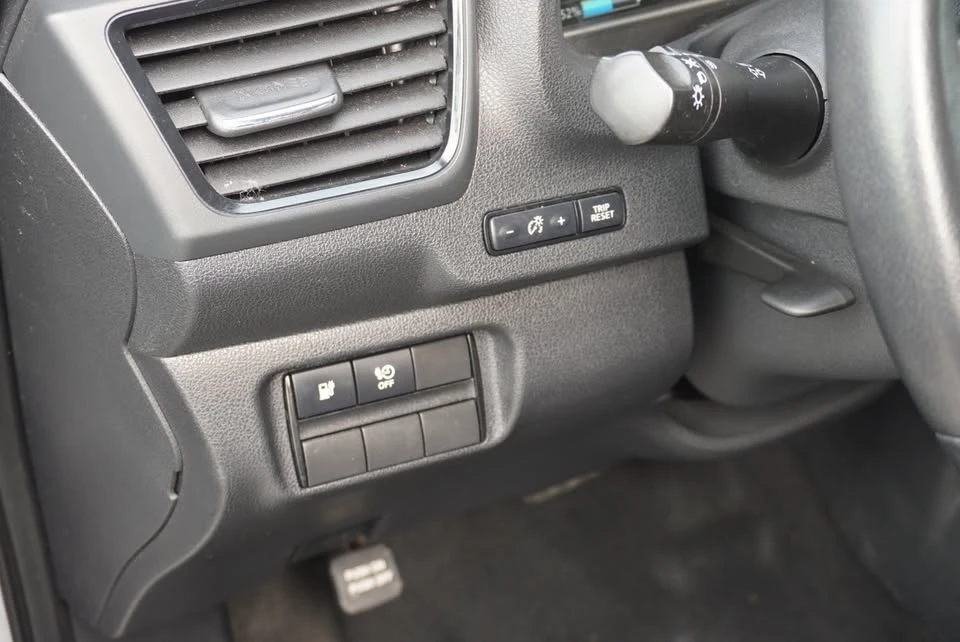 2019 Nissan Leaf - Image 13 of 14