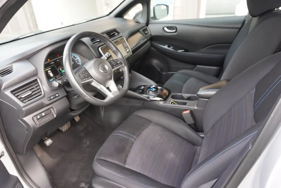 2019 Nissan Leaf - Image 8 of 14