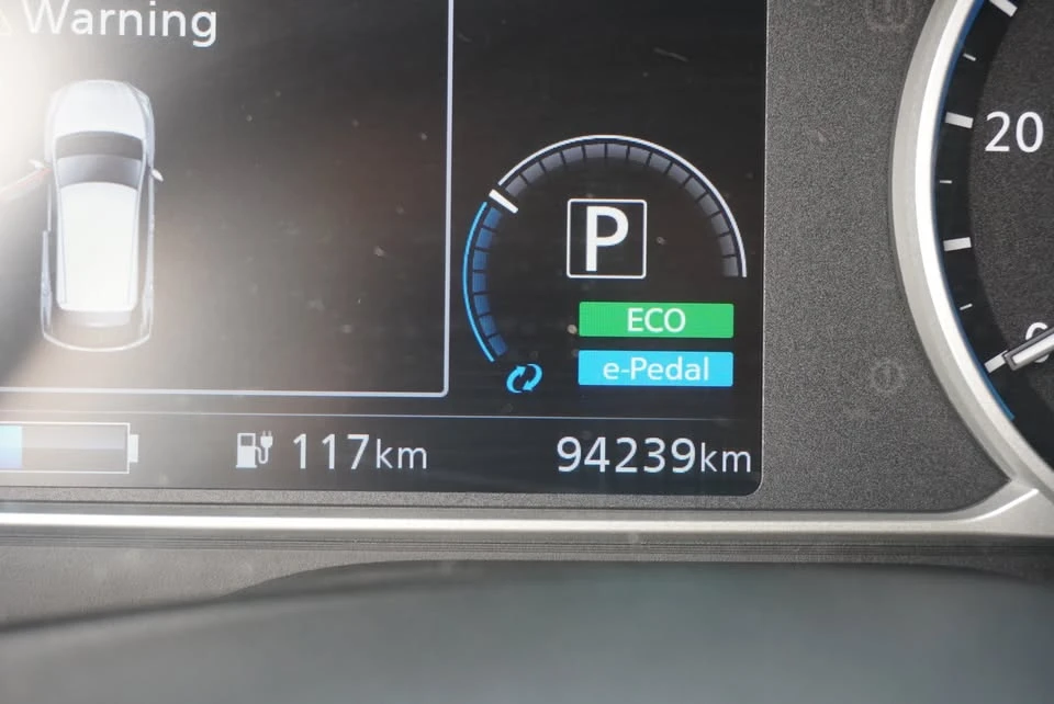 2019 Nissan Leaf - Image 10 of 14