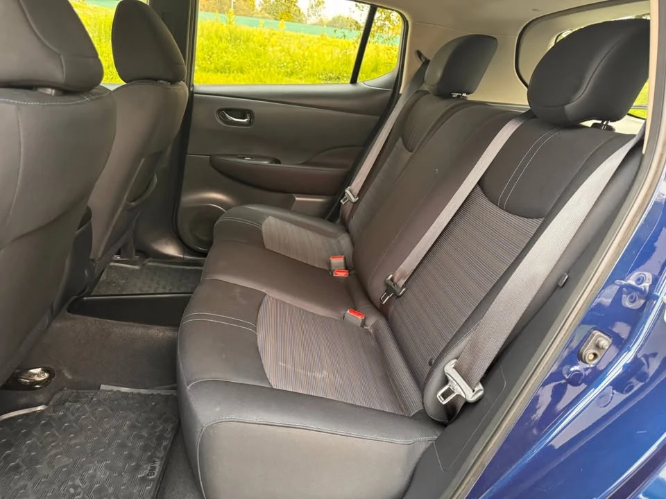 2019 Nissan Leaf - Image 6 of 18