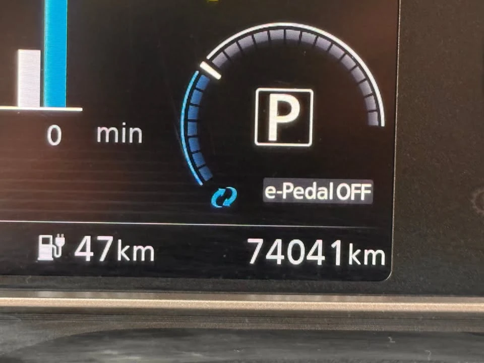 2019 Nissan Leaf - Image 17 of 18