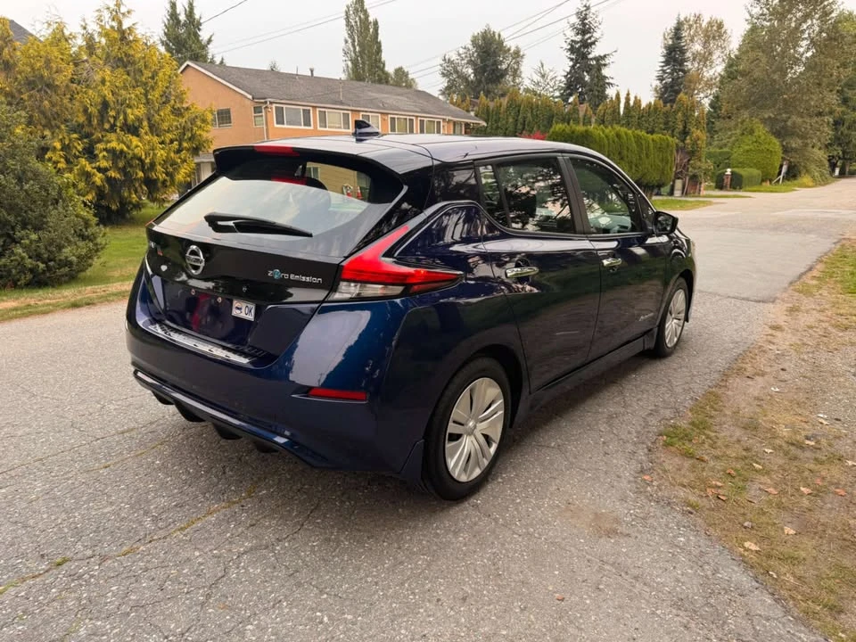 2019 Nissan Leaf - Image 13 of 18