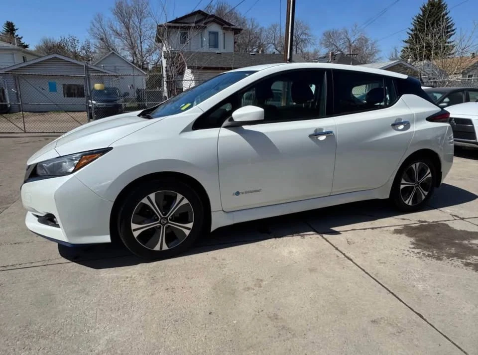 2019 Nissan Leaf - Image 2 of 20