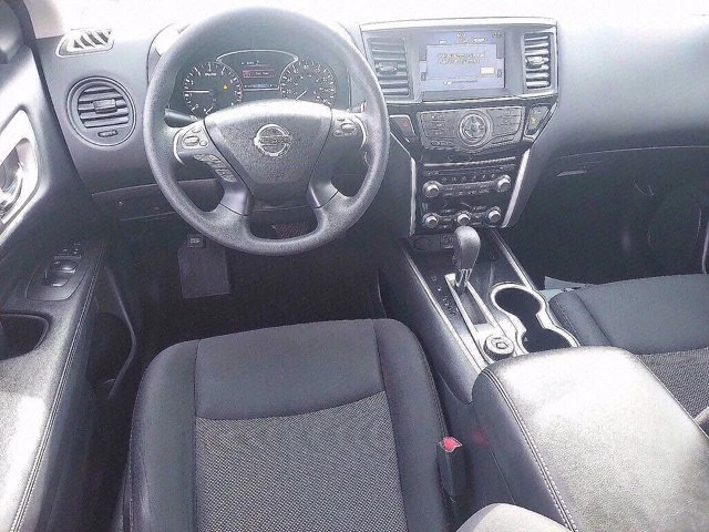 2019 Nissan Pathfinder 4th Gen - Image 11 of 20