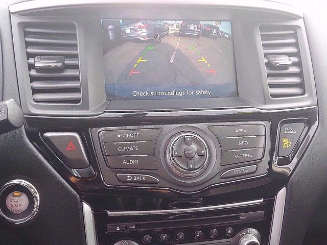 2019 Nissan Pathfinder 4th Gen - Image 17 of 20