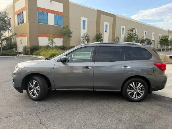 2019 Nissan Pathfinder 4th Gen - Image 3 of 21