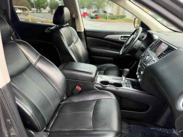 2019 Nissan Pathfinder 4th Gen - Image 11 of 21